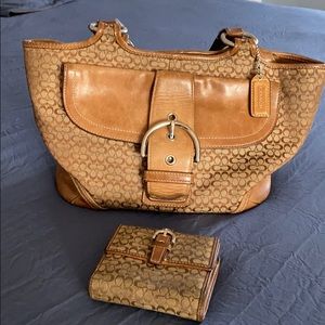 Coach purse and wallet